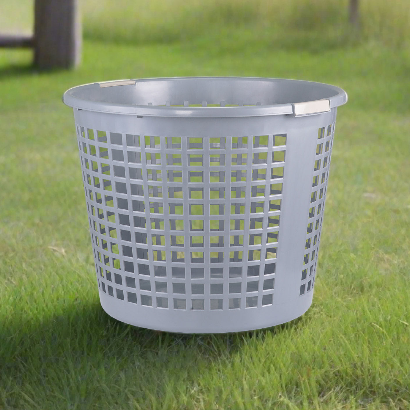 BIG LAUNDRY BASKET (429)