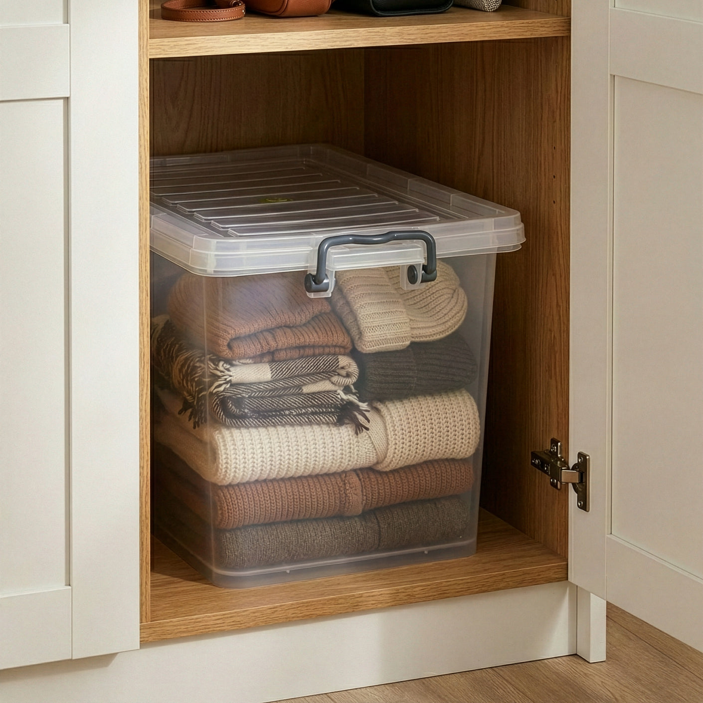 FANCY STORAGE CLIP BOX - No6 HB (9710)