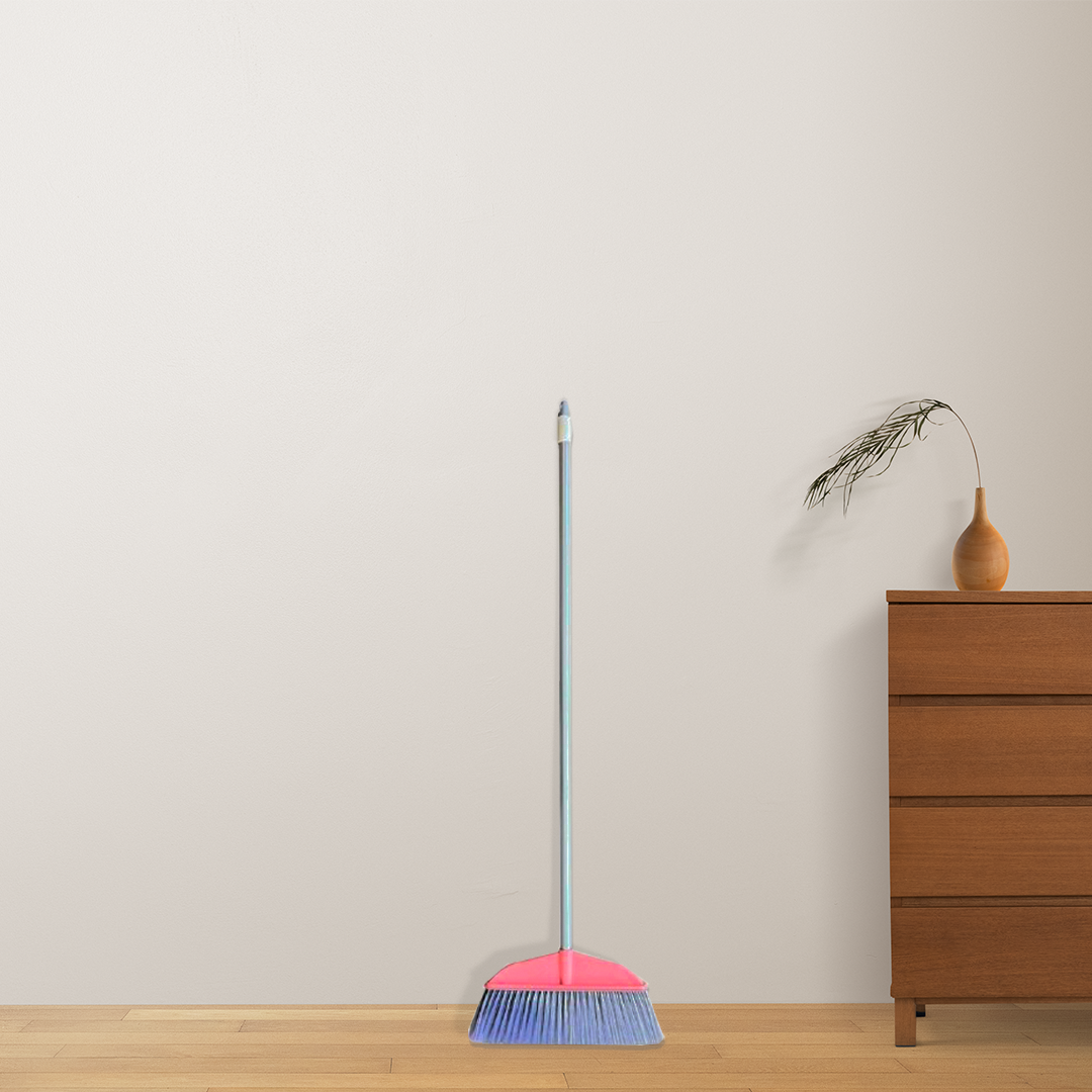 PLASTIC BROOM W/STICK #337-1 (HFH1230)